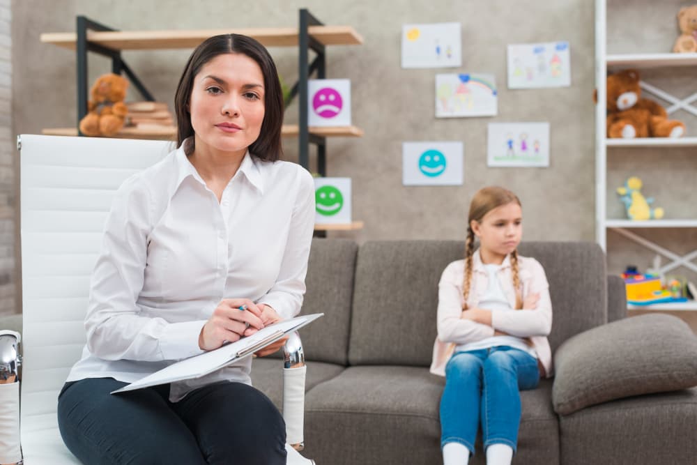 Pediatric speech therapy materials and supportive session